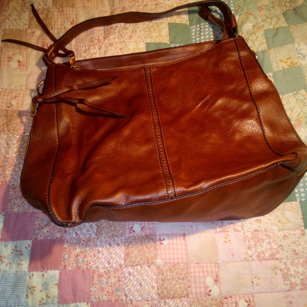 Unbranded purse